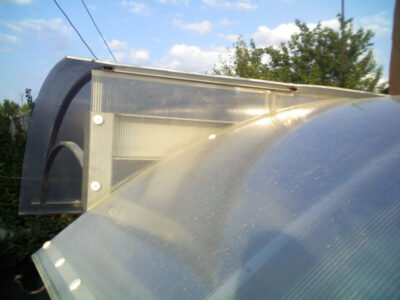 Изготовление навесов из поликарбоната ПВХ
