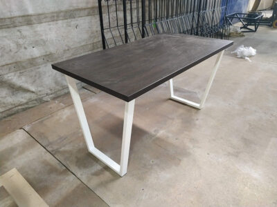 Стол в стиле лофт "Трапеция"