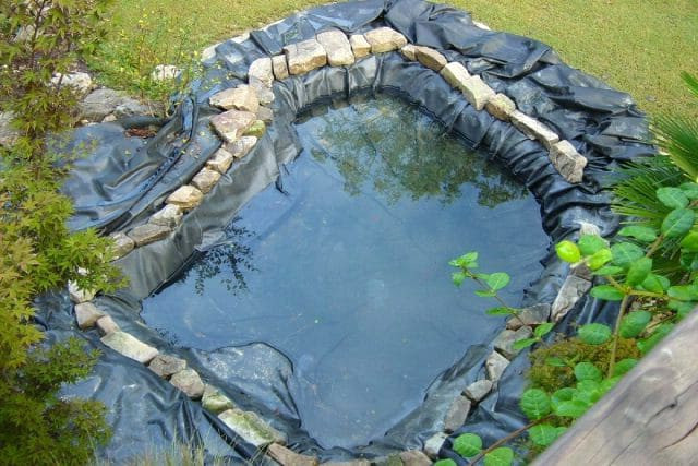 Пленка для водоемов