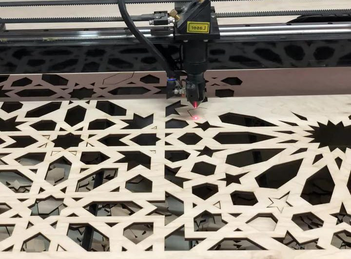 Лазерная резка по дереву