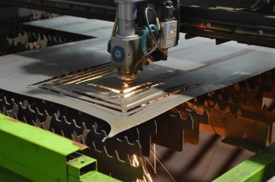 Вырезание панно из металла с помощью лазера