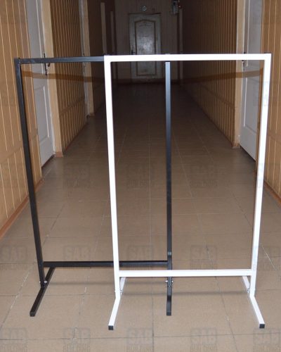 Черный и белый штендер