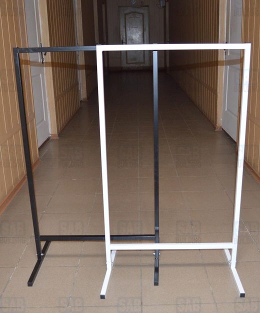 Черный и белый штендер