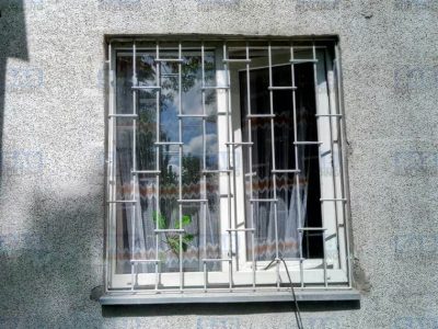 Металлические решетки на окна цена