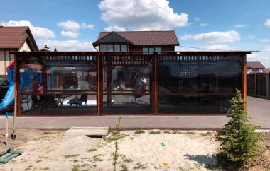 Тонированные мягкие окна для кафе